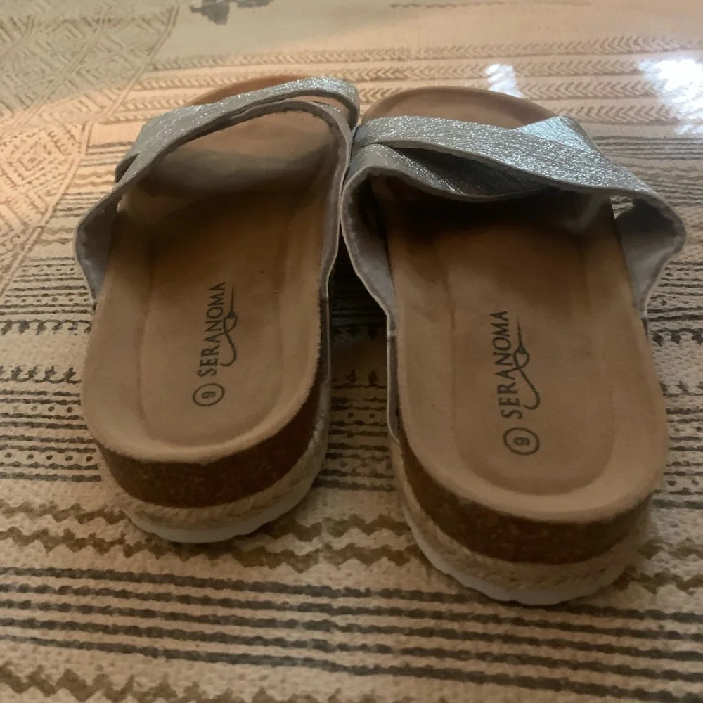 Platform sandals - Picture 2 of 5